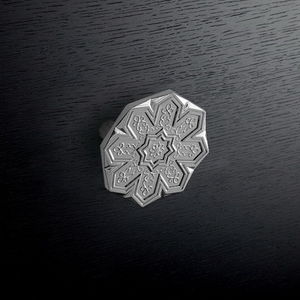 traditional furniture knob