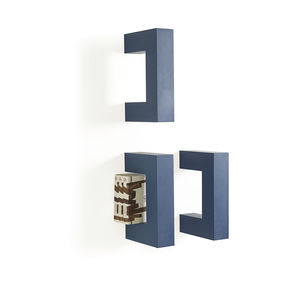 wall-mounted shelf / contemporary / lacquered MDF