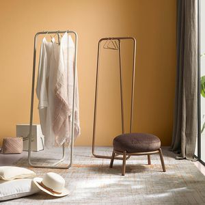free-standing coat hanger rack