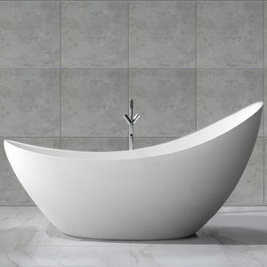 oval bathtub 1
