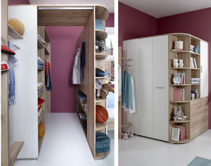 corner walk-in wardrobe
