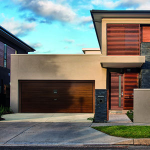 overlap garage doors