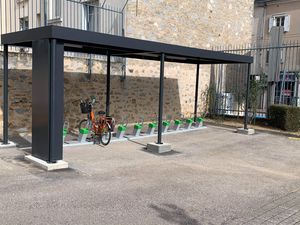 public space shelter