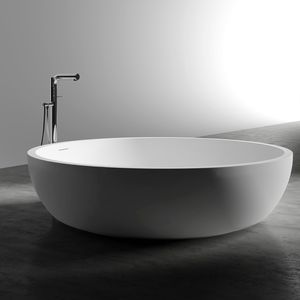 round bathtub 1