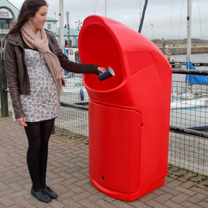 public trash can