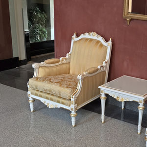 classic armchair 1