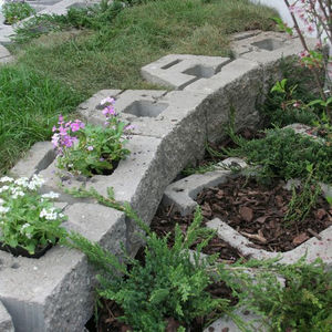 hollow concrete block