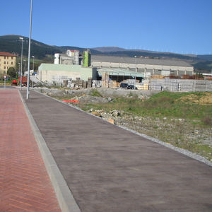 sidewalk edge