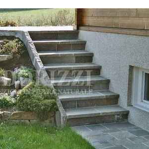 porphyry step covering