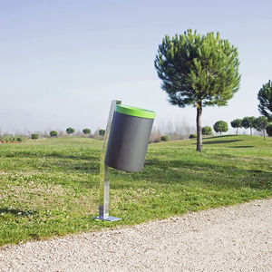 public trash can