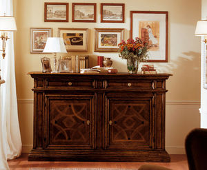 traditional sideboard / wooden