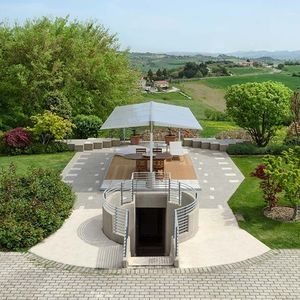self-supporting pergola