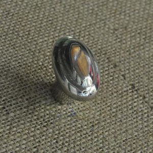 traditional furniture knob