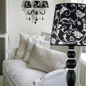 floor-standing lamp
