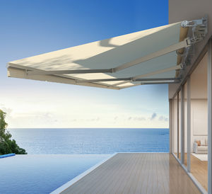 retractable awning