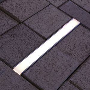 recessed floor light fixture / LED / linear / outdoor