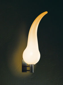 contemporary wall light