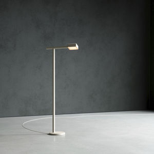 floor-standing lamp