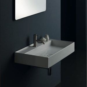 wall-mounted washbasin