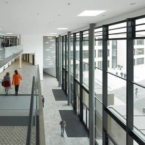 louvre window / aluminum / glass / triple-glazed