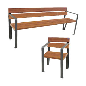 traditional public bench