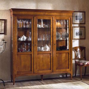 traditional display case 1