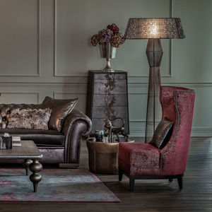 floor-standing lamp