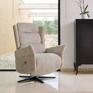 contemporary relaxing armchair 1