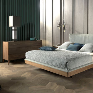 solid parquet floor / glued / floating / oak