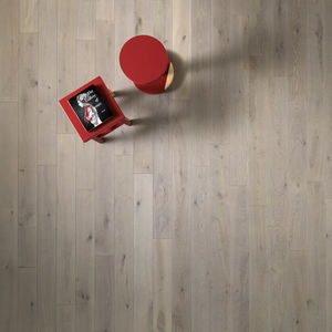 solid parquet floor