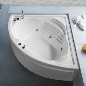 corner bathtub 1