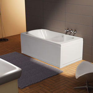 free-standing bathtub 1