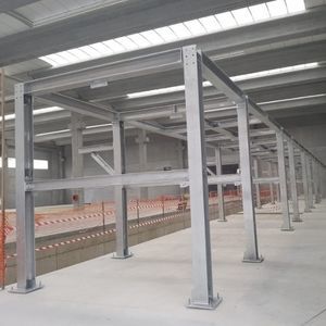 metallic structure for industrial applications