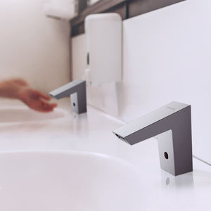 washbasin mixer tap / chrome-plated brass / electronic / bathroom