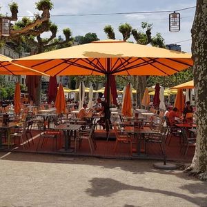 square parasol 1