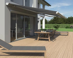 retractable awning 1