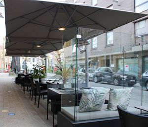 contemporary screen 1