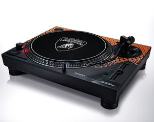 manual vinyl record player 1