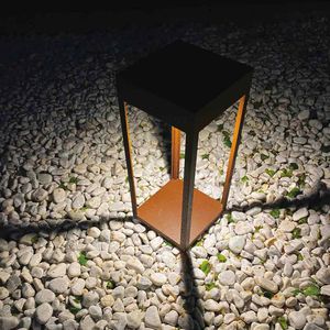 portable lamp