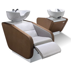 shampoo chair with footrest