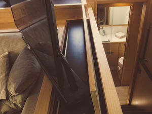 lift system for TV