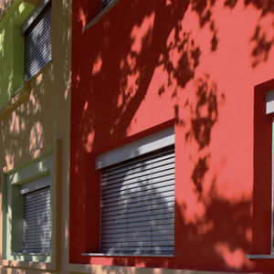 Venetian blinds