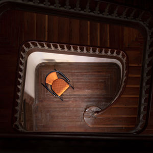 contemporary lounge chair