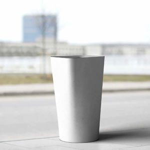 public trash can 1