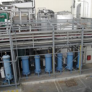 metallic structure for industrial applications