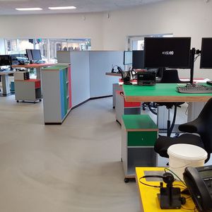 gypsum plaster flooring / polyurethane / tertiary / smooth