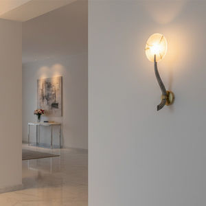 contemporary wall light