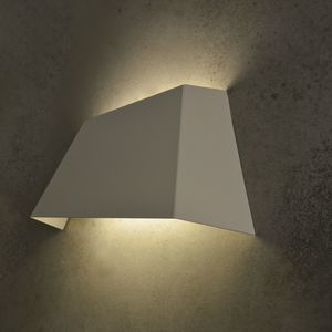 contemporary wall light