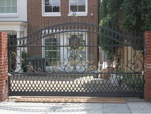 sliding gate
