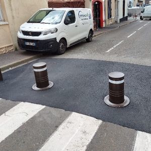 access control bollard 1